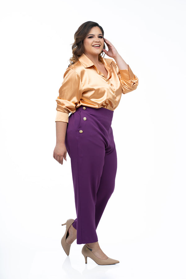 Pantalón c/botones dorados